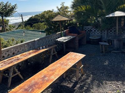 Se vende casa con departamentos con vista al mar, en Puerto Saavedra