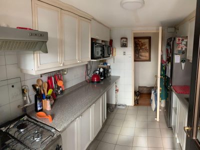 Se vende departamento en calle Holandesa